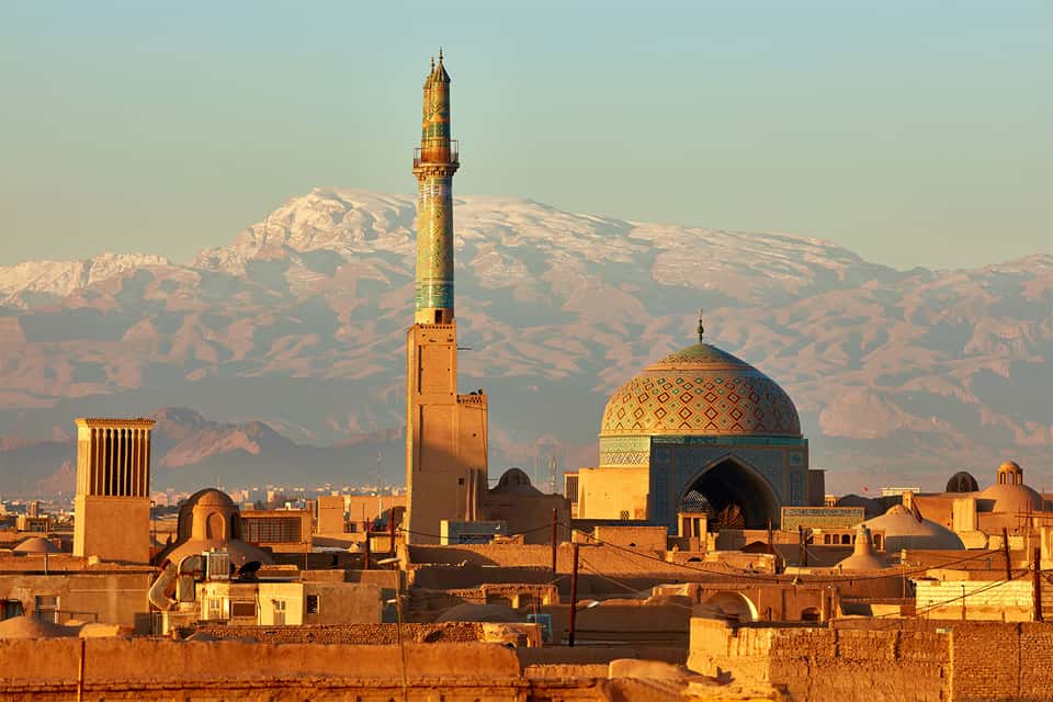 تور یزد بسته سفر تاریخی طبیعت گردی